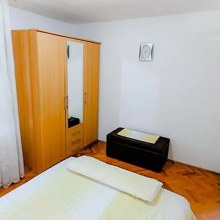 Appartamento Apartman , Nocenje, Smjestaj,