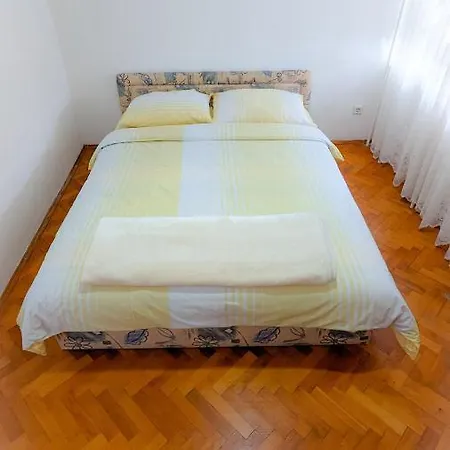 Appartamento Apartman , Nocenje, Smjestaj,